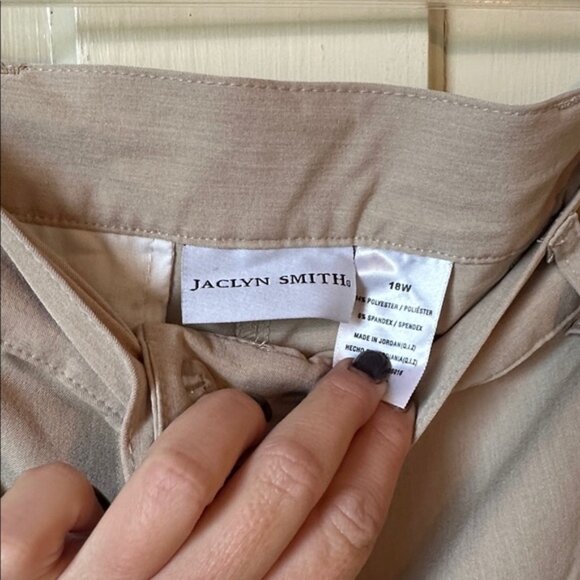 Jaclyn Smith Women’s Tan pants size 18W MK - Picture 4 of 5